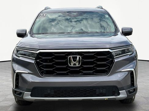 Used 2023 Honda Pilot Elite image 2