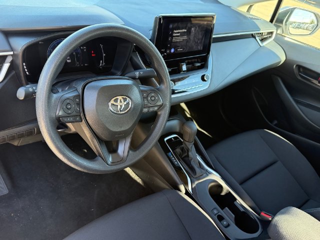 Used 2026 Toyota Corolla LE FWD image 13