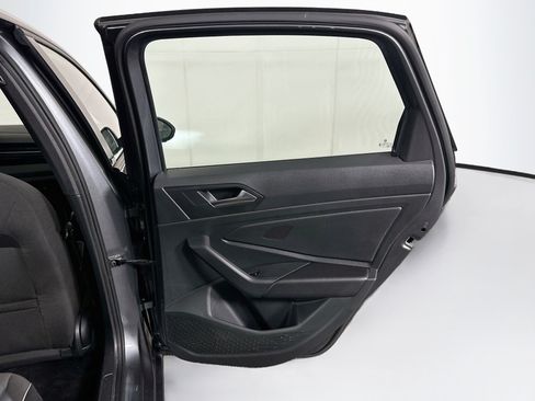 Used 2025 Volkswagen Jetta Sport FWD image 28