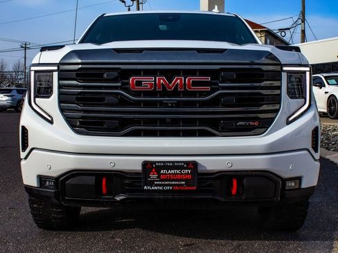 Used 2024 GMC Sierra 1500 AT4 w/ Technology Package AWD/4WD image 2