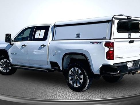 Used 2023 Chevrolet Silverado 2500 Custom w/ Infotainment Package image 3