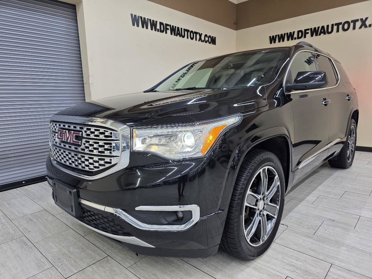 Used 2017 GMC Acadia Denali AWD/4WD image 2