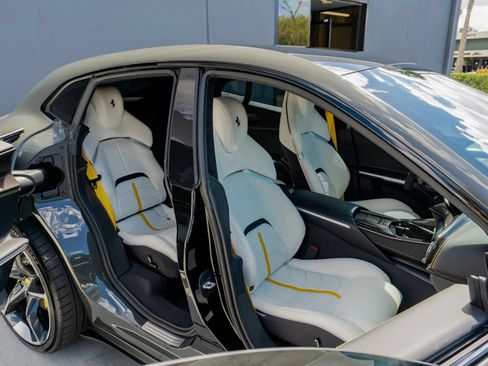 Used 2024 Ferrari Purosangue AWD/4WD image 54