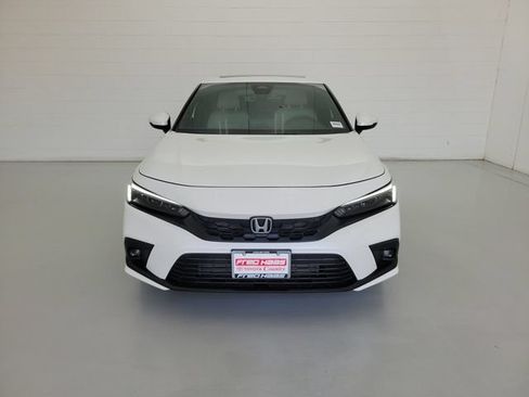 Used 2024 Honda Civic Sport Touring image 3