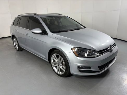 Used 2015 Volkswagen Golf SEL FWD image 2