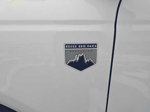 Used 2022 Ford Bronco Big Bend w/ Sasquatch Package image 7