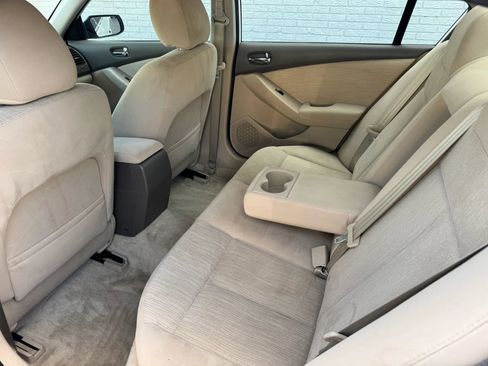 Used 2012 Nissan Altima 2.5 S w/ 20th Anniversary Pkg FWD image 17