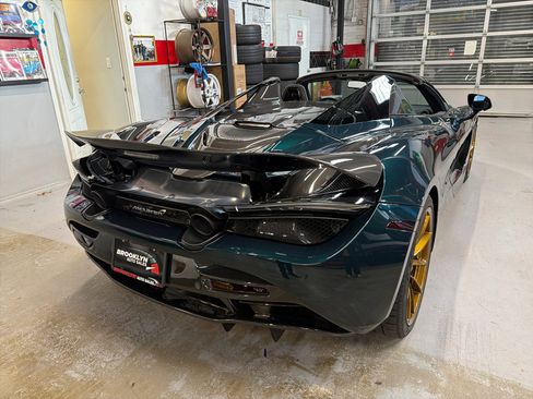 Used 2023 McLaren 720S Performance image 7