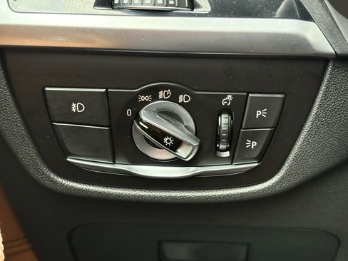 Used 2021 BMW X3 xDrive30i w/ Premium Package image 30