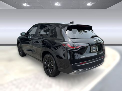 Used 2024 Honda HR-V Sport image 3