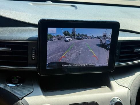 Used 2021 Ford Explorer XLT w/ Equipment Group 202A RWD image 24
