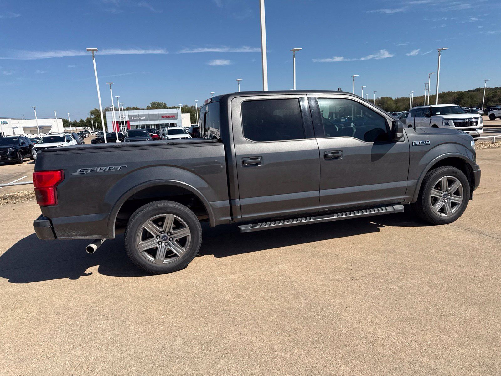 Used 2018 Ford F150 Lariat w/ Equipment Group 502A Luxury RWD image 9