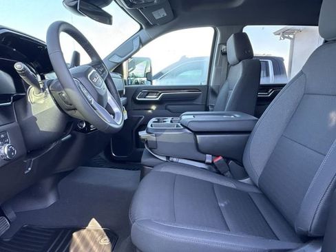 New 2026 GMC Sierra 2500 SLE AWD/4WD image 13
