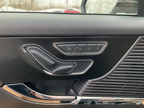 Used 2022 Lincoln Corsair Reserve w/ Equipment Group 201A image 19