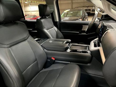 Certified 2025 Ford Expedition Max Active AWD/4WD image 7