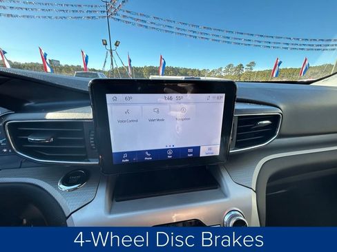 Used 2022 Ford Explorer XLT w/ Equipment Group 202A image 40