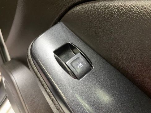 Used 2019 Chevrolet Suburban Premier AWD/4WD image 37