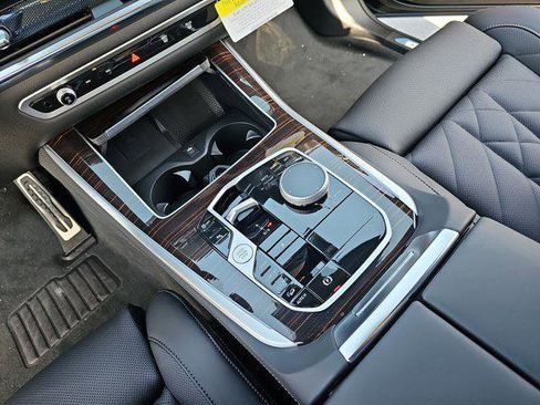 New 2026 BMW X5 xDrive40i w/ M Sport Package image 26