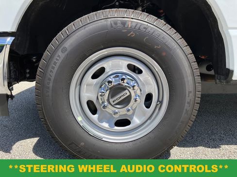 New 2025 Ford F250 XL w/ XL Chrome Package image 14