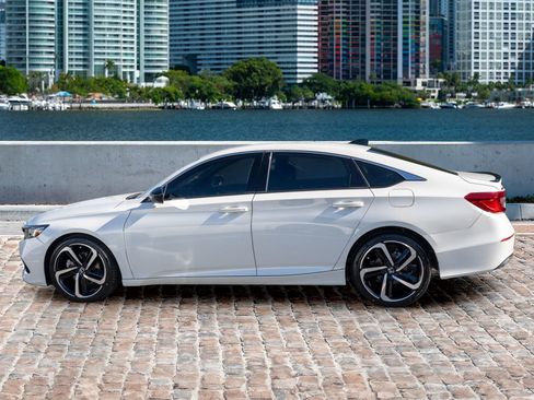 Certified 2022 Honda Accord Sport image 8