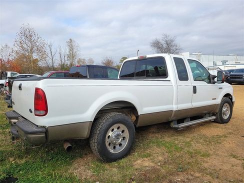 Used 2006 Ford F250 image 4