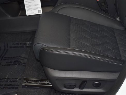 New 2026 Nissan Rogue Platinum w/ Platinum Premium Package image 16