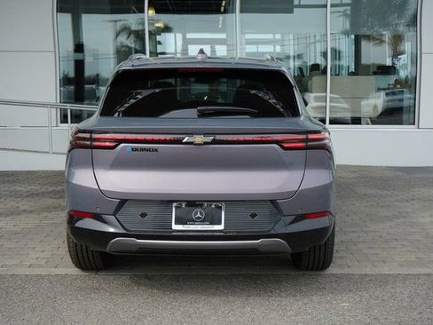 New 2025 Chevrolet Equinox EV LT image 7