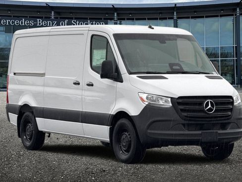 New 2025 Mercedes-Benz Sprinter 2500 image 2