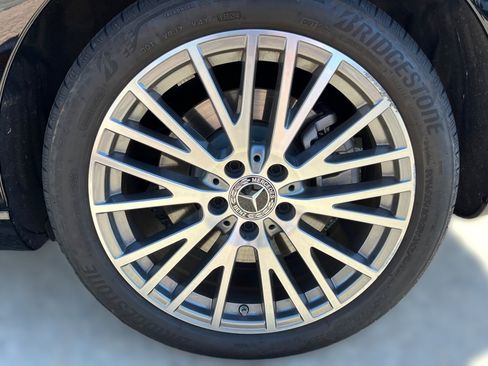 Used 2025 Mercedes-Benz CLA 250 4MATIC image 6