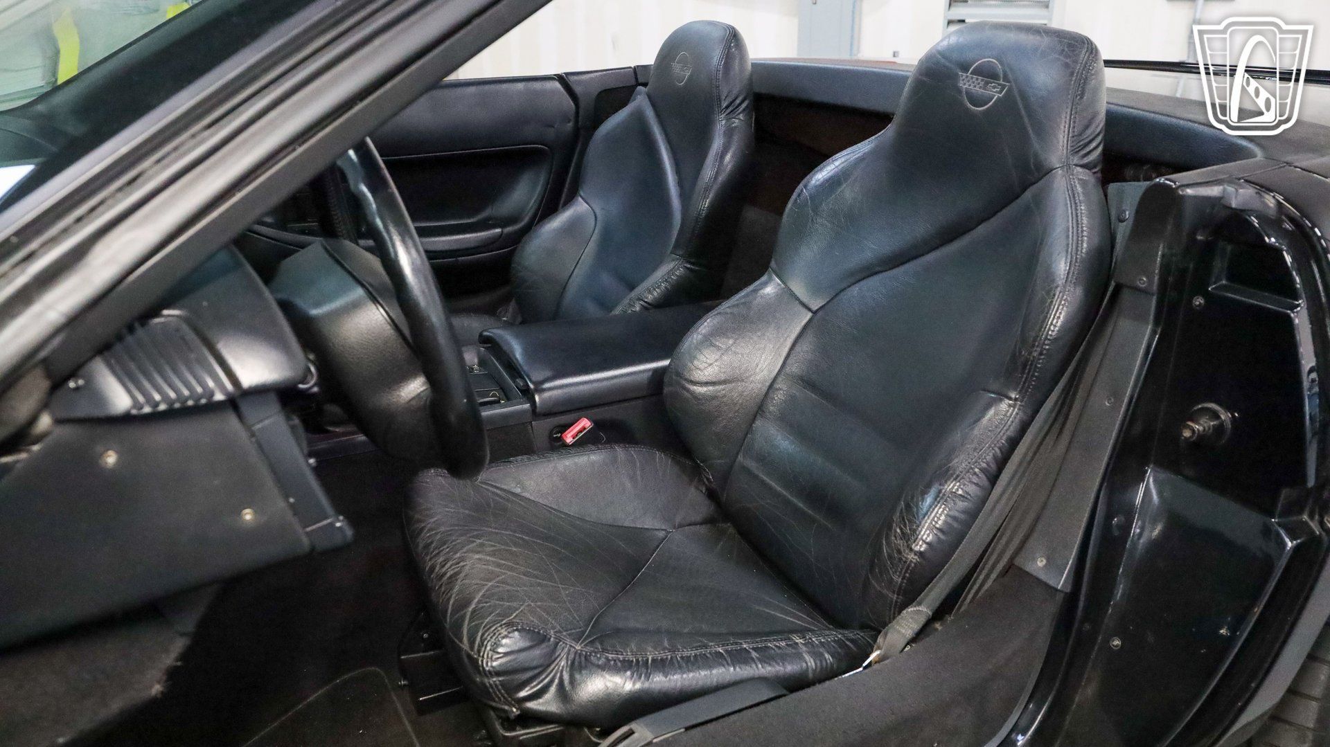 Used 1996 Chevrolet Corvette Convertible RWD image 16