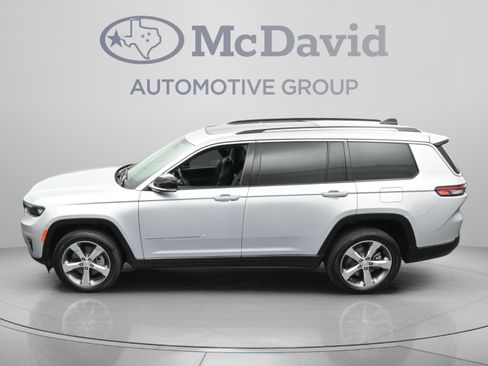 Used 2021 Jeep Grand Cherokee L Limited AWD/4WD image 37