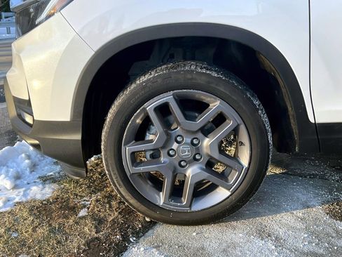 Certified 2023 Honda Passport EX-L image 9