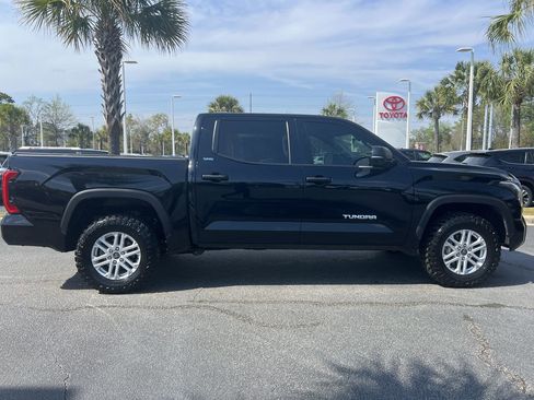 Used 2024 Toyota Tundra SR5 w/ SR5 Convenience Package AWD/4WD image 11