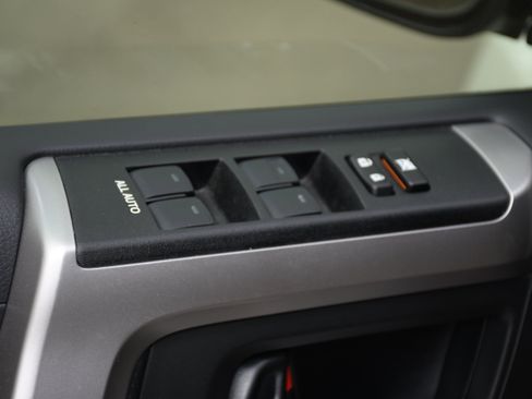 Used 2021 Toyota 4Runner Limited image 11