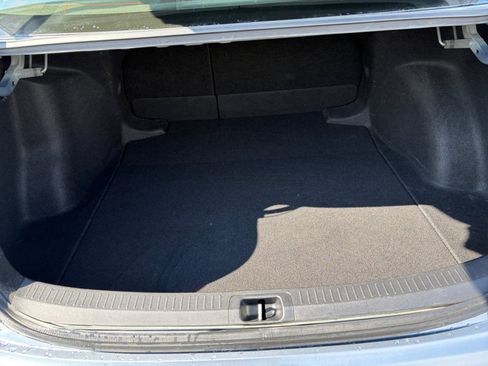 Used 2020 Toyota Corolla SE w/ Carpet Mat Package (TMS) FWD image 26