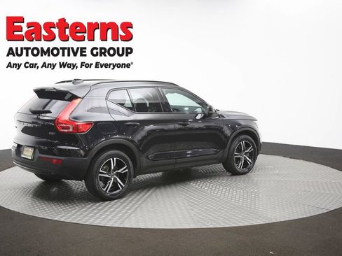 Used 2024 Volvo XC40 B5 Core AWD/4WD image 42