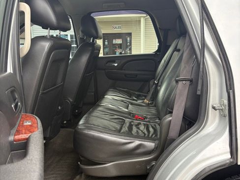 Used 2013 Chevrolet Tahoe LT image 10
