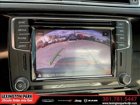 Used 2017 Volkswagen Jetta Sport FWD image 14