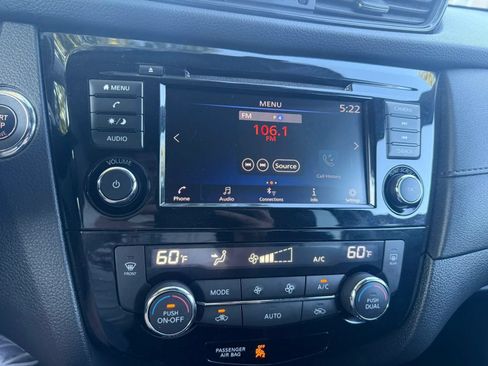 Used 2020 Nissan Rogue SV AWD/4WD image 17
