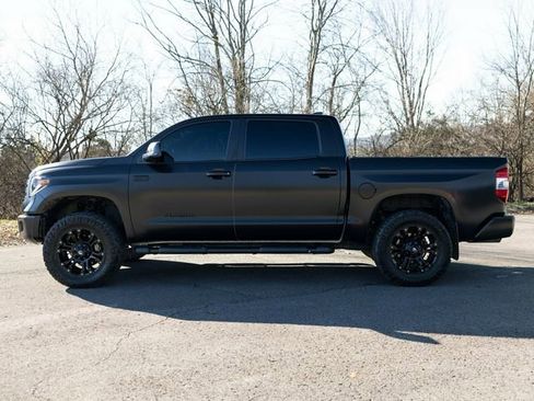 Used 2020 Toyota Tundra Limited w/ Limited Premium Package image 4