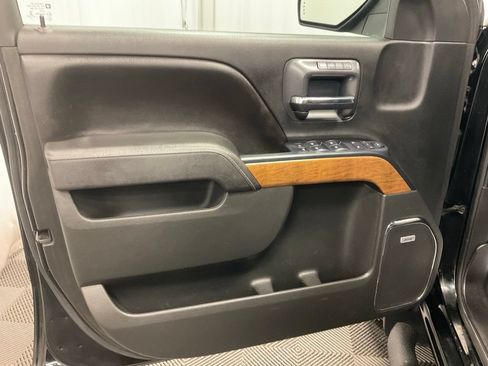 Used 2016 Chevrolet Silverado 1500 LTZ w/ Sport Package AWD/4WD image 10