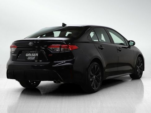 Used 2023 Toyota Corolla SE image 5