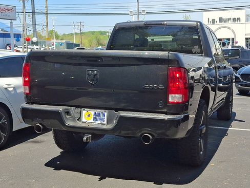 Used 2015 RAM 1500 Express w/ Black Ram 1500 Express Group AWD/4WD image 4