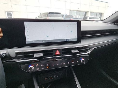 Used 2025 Kia K5 GT-Line w/ GT-Line Premium Package image 12