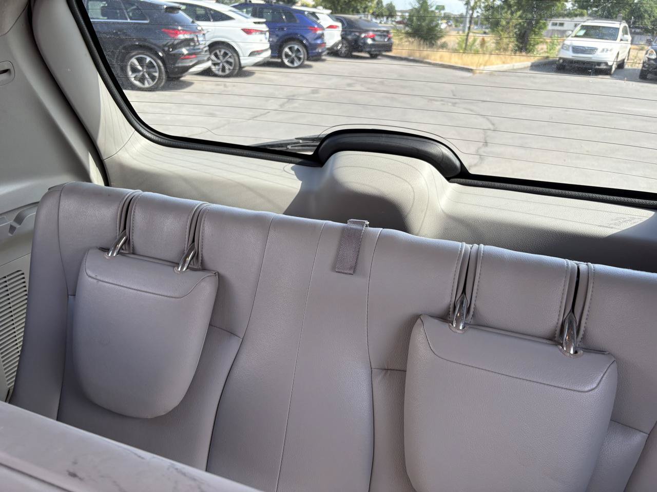 Used 2009 Toyota Highlander Limited w/ Extra Value Pkg 8 AWD/4WD image 9
