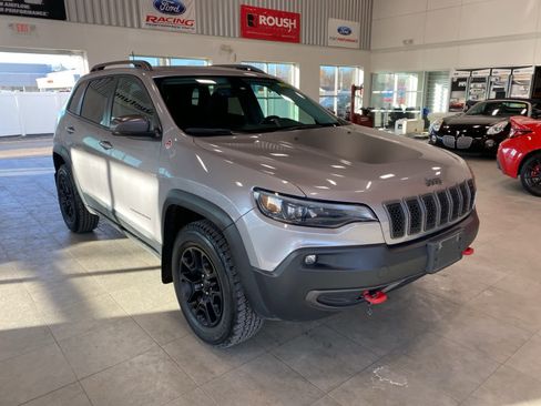Used 2020 Jeep Cherokee Trailhawk w/ Comfort & Convenience Group image 7