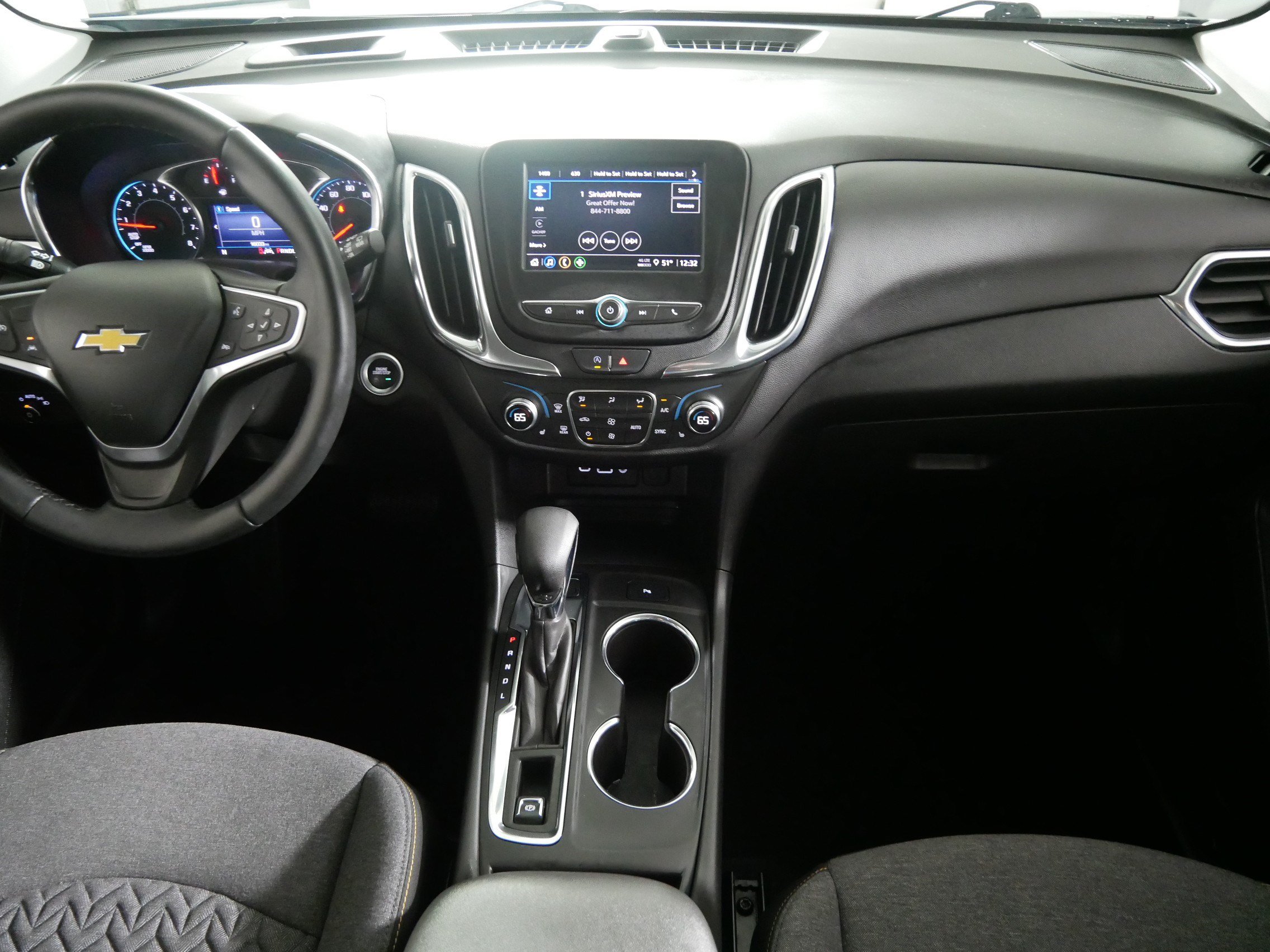 Used 2023 Chevrolet Equinox LT AWD/4WD image 10