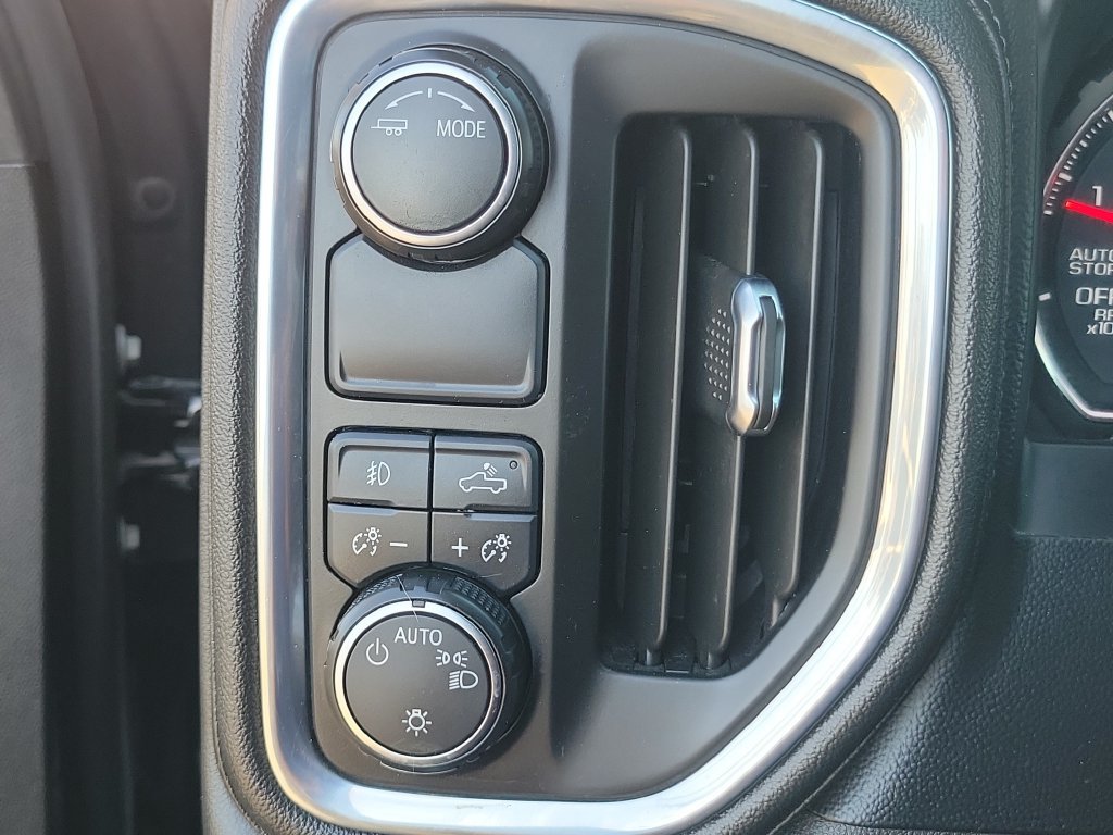 Used 2021 Chevrolet Silverado 1500 RST w/ Bed Protection Package RWD image 17