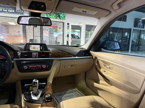 Used 2015 BMW 328i xDrive Sedan AWD/4WD image 24