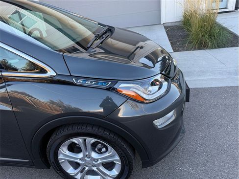 Used 2019 Chevrolet Bolt LT image 46